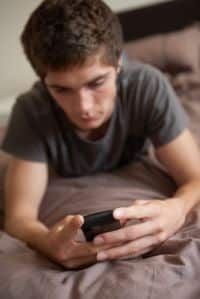 teen mental health and cell phones